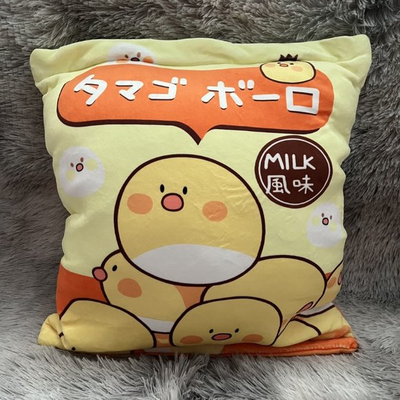 Little Chicken Snack Pillow plush with 8 mini Stuffed Toy - Picture 4 of 4